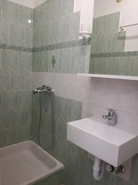 Apartment Mir Cres